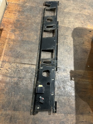Land rover defender - land, dash