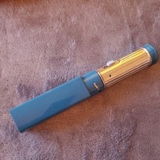 Vintage Boots Blue Screen