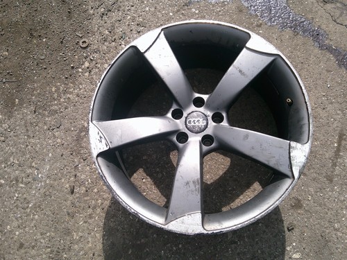 Audi quattro alloy wheel - audi,