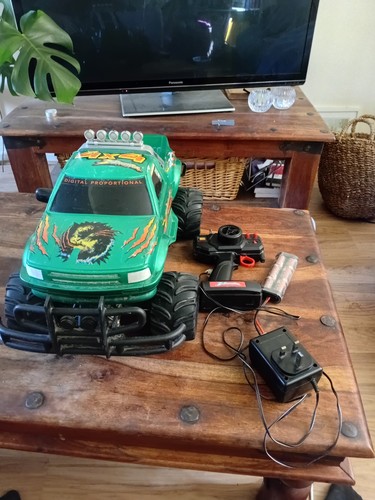 Interceptor 4x4 monster - 4x4, rc