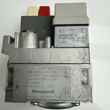 Honeywell V4400C 1211 3 Gas