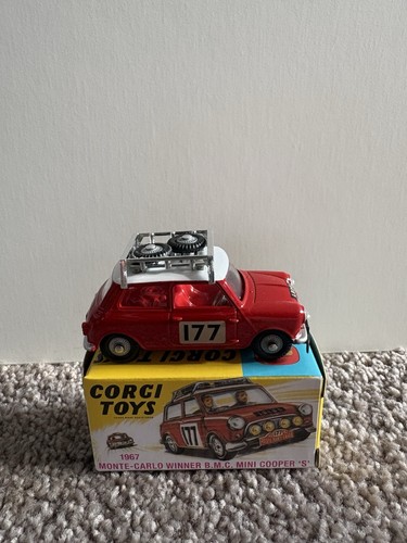Corgi toys 339 - toys,