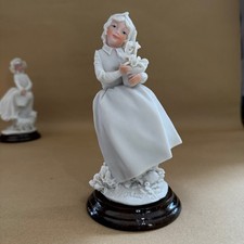 Vintage Auro Belcari Figurine