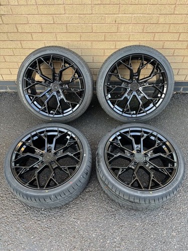 Venom gloss black - 20",