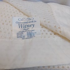 Vintage Cream Witney Cellular Double Blanket 100" x 88"