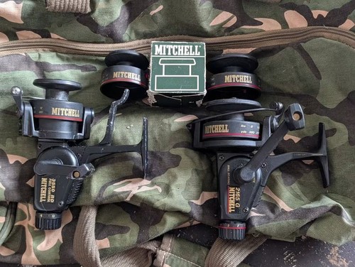 Pair mitchell reels and - mitchell,