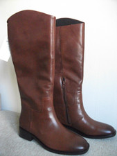Ladies leather riding boots M