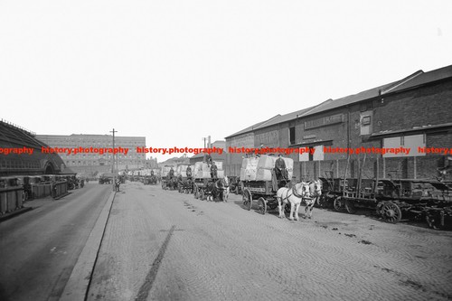 F022070 horse drawn - f022070,