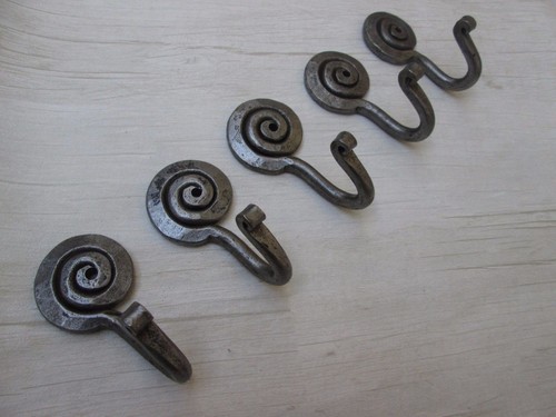Snail cast iron - cast, robe