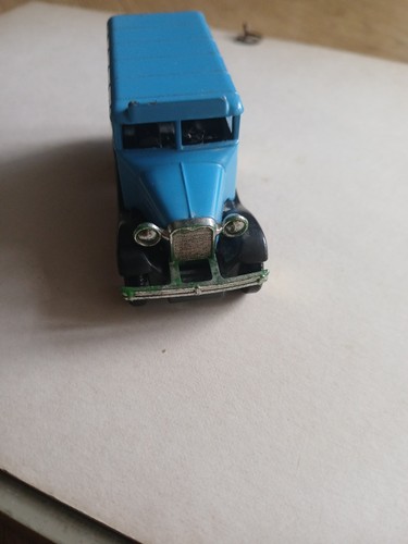 Corgi bedford bus - corgi,
