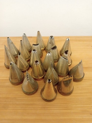 Vintage icing tube nozzle - icing,