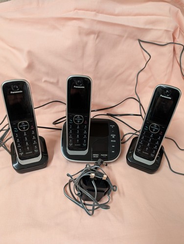 Panasonic triple tgj423eb - panasonic, kx-tgj423eb