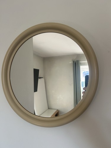 Vintage cream round - vintage,