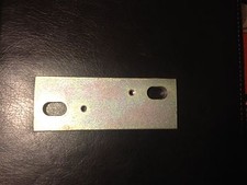 VAUXHALL FRONTERA 4 DOOR WL4  SPARE WHEEL CARRIER PIVOT MOUNT BRACKET SPACER