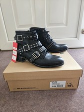 Bertie Punkie Black Leather