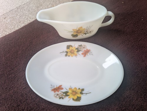 Vintage pyrex jaj autumn glory - autumn,