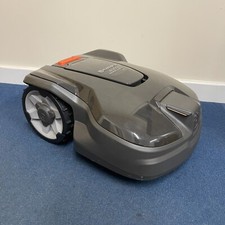 Husqvarna Automower® 305 Robotic Lawnmower | 600 m² Working Area Capacity |