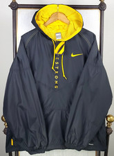 VTG NIKE LIVESTRONG NEW