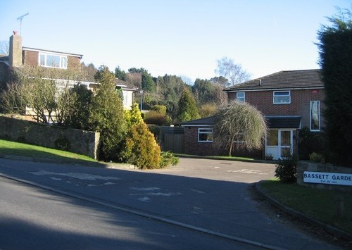 Photo 6x4 bassett gardens - bassett,