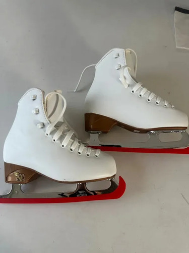 Ice skating boots youth used