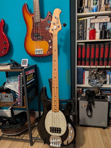 Sterling music man sub - man,