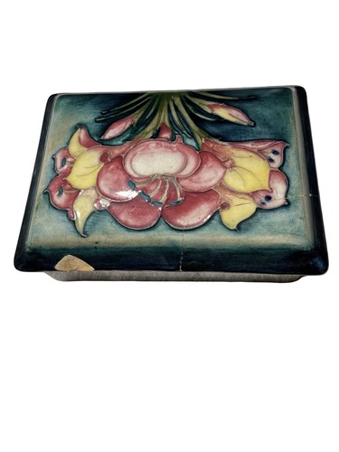 Moorcroft frangipani lidded - moorcroft,