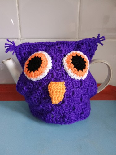 Hand knit crochet - owl, tea