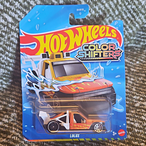 Hot wheels color - hot,