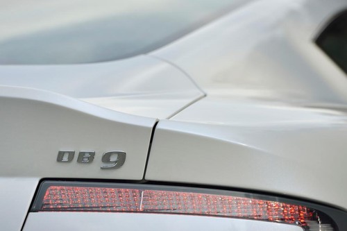 Aston martin db9 rear badge - db9,