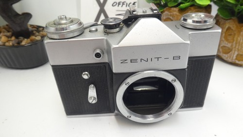 Zenit 35mm slr film - b,