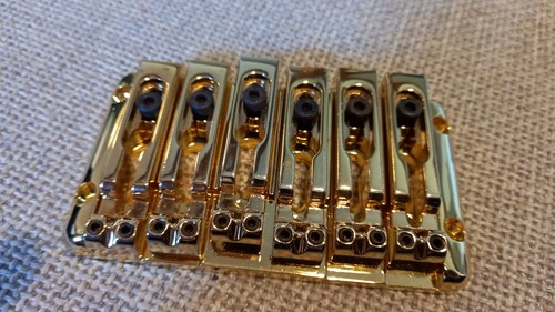 Gold string bass - gold, bridge