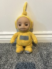 La La  Teletubby (Teletubbies) - 10" Plush Soft Cuddly Toy 