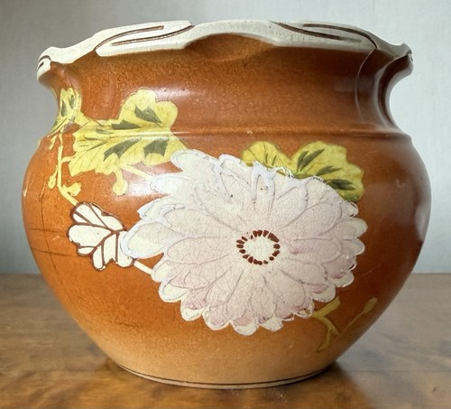 Japanese satsuma earthenware - satsuma,
