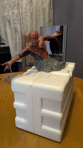 Diamond select toys - select, "