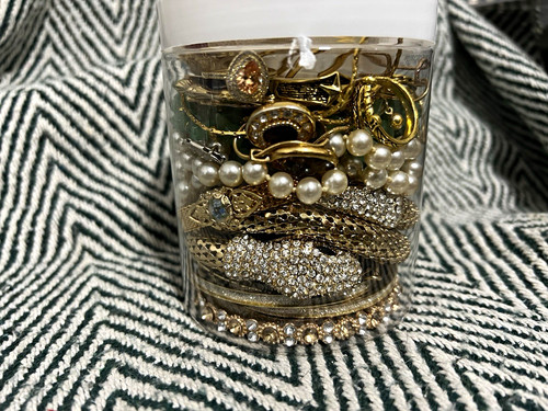 Job lot costume jewellery - lot,