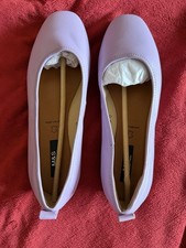 Marks And Spencers Purple Lilac Leather Ballet Style Shoes Size UK 7.5