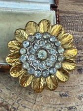 Vintage Flower Brooch Gold