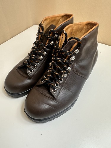 Vintage leather hiking boots - leather,