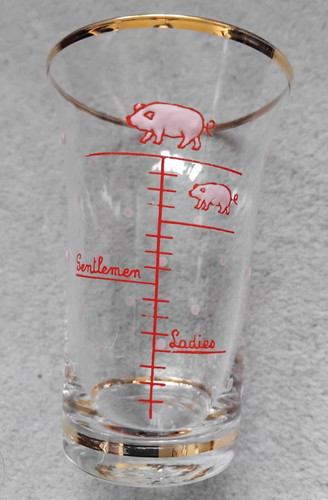 Vintage enamel pink pig - pink, drinks