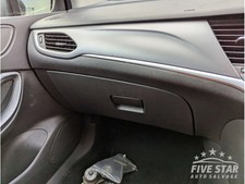 Vauxhall Astra Dashboard Glove