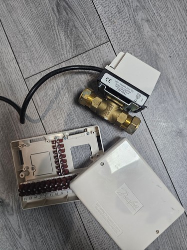 Danfoss hp22 port motorised - 2-port,
