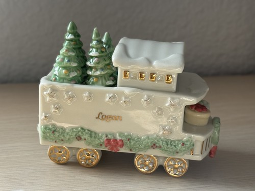 Lenox santa train caboose - lenox,