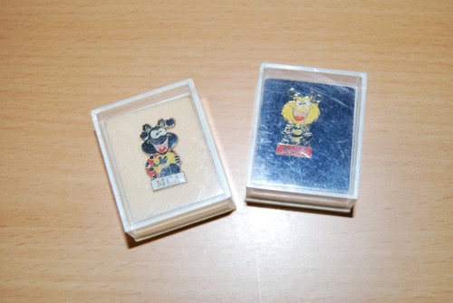 Vintage mca soft - soft, pin