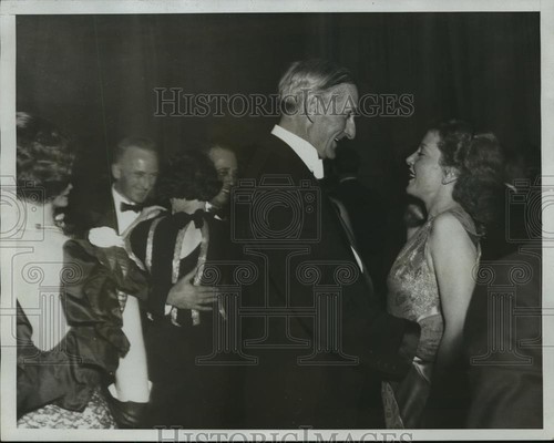 1933 press photo - 1933, senator