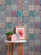 COLOURFUL MOROCCAN TILE EFFECT
