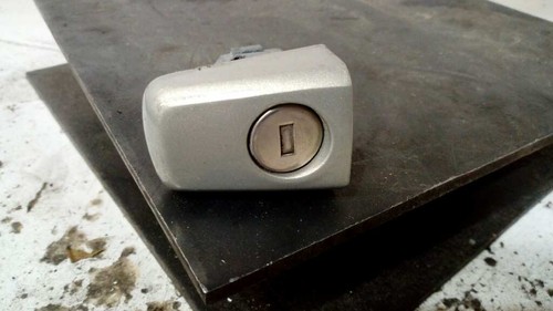 Left front door - left, lock
