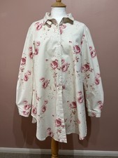 Cabbages & Roses Oversized