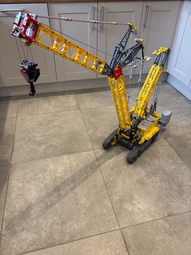 Lego technic liebherr - lego,