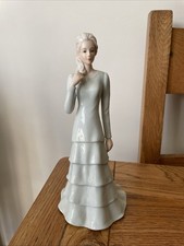 SBL Regal House Collection Lady In Greeny Blue Dress 24cm Tall