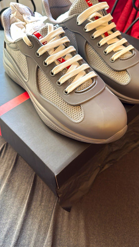 Prada grey low - prada,